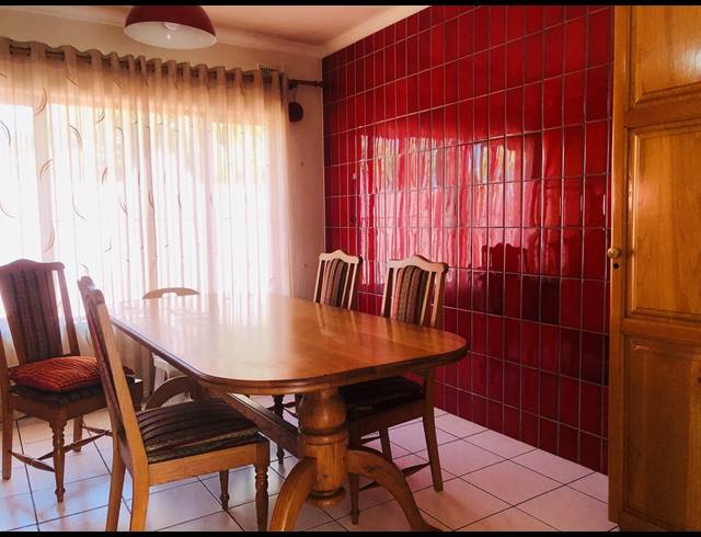 4 BEDROOM FREESTANDING FOR SALE IN MARBURG